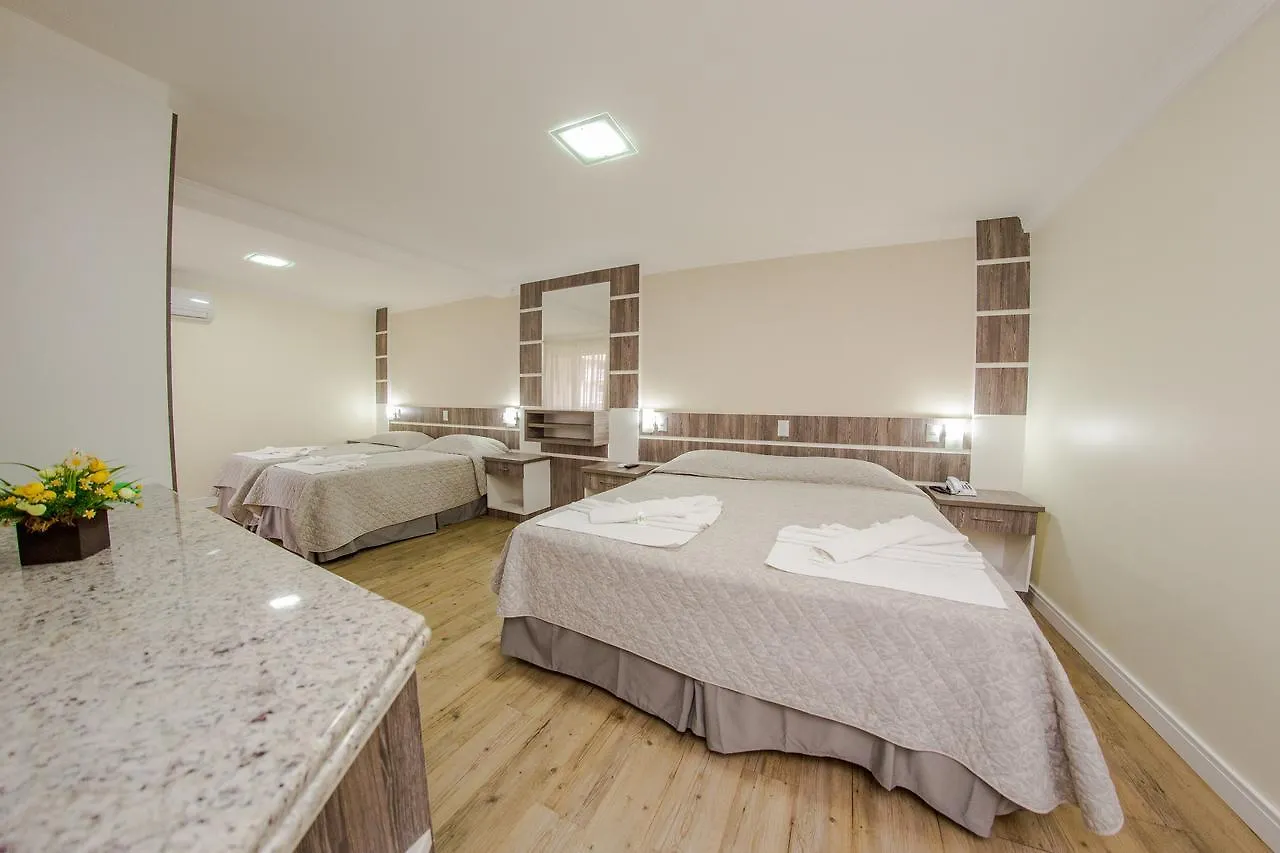 Hotel Kirst Piratuba