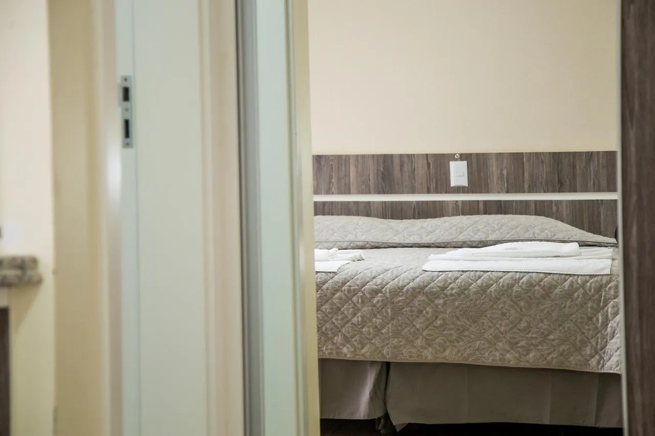 Hotel Kirst Piratuba