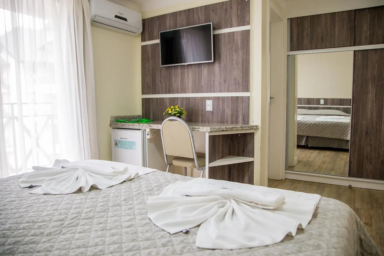 Hotel Kirst Piratuba